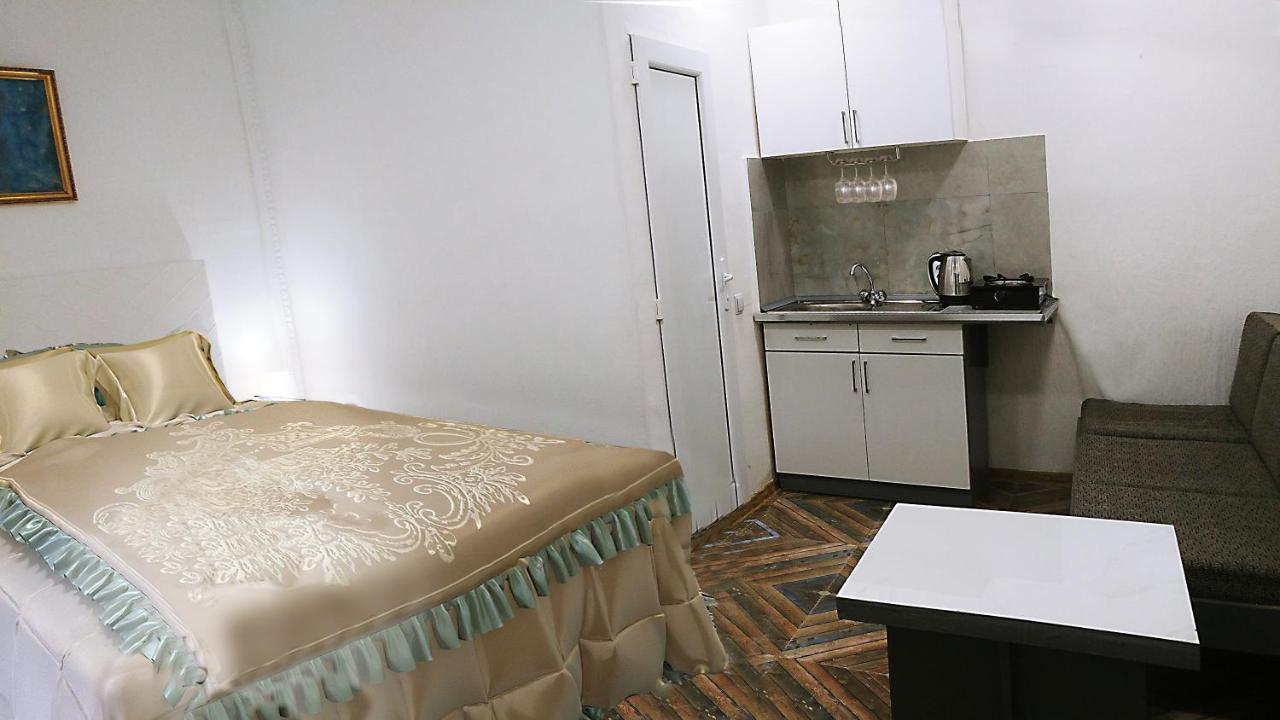 Rrooms Old City Apartment Tbilisi Eksteriør billede